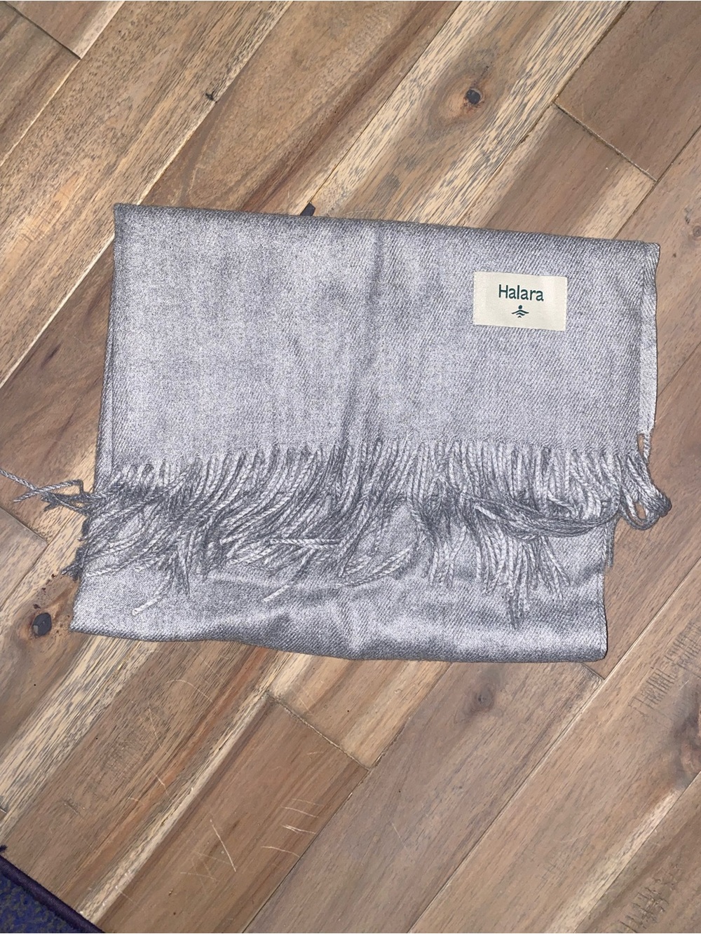 HALARA Silver Fringe Wrap Scarf